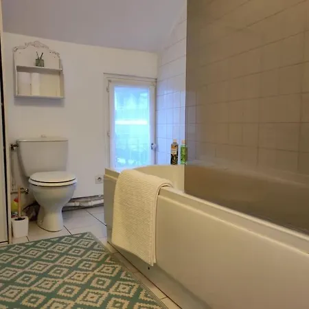 Charme Appartement Entier Pres Paris La Defense Nanterre Suresnes Exterior photo